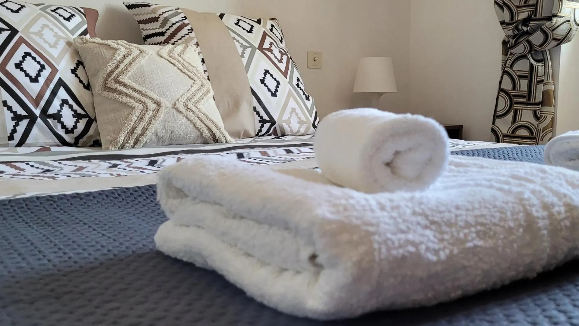 Le Jardin Des Oliviers Apartment Apt Homestay